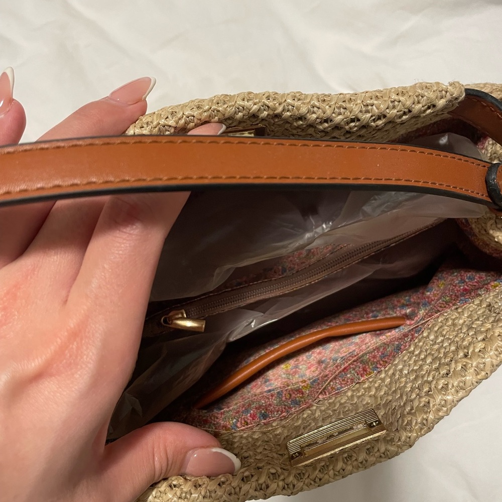 Purse - Picture 4 of 4